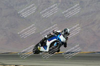 media/Apr-10-2022-SoCal Trackdays (Sun) [[f104b12566]]/Turn 9 (130pm)/